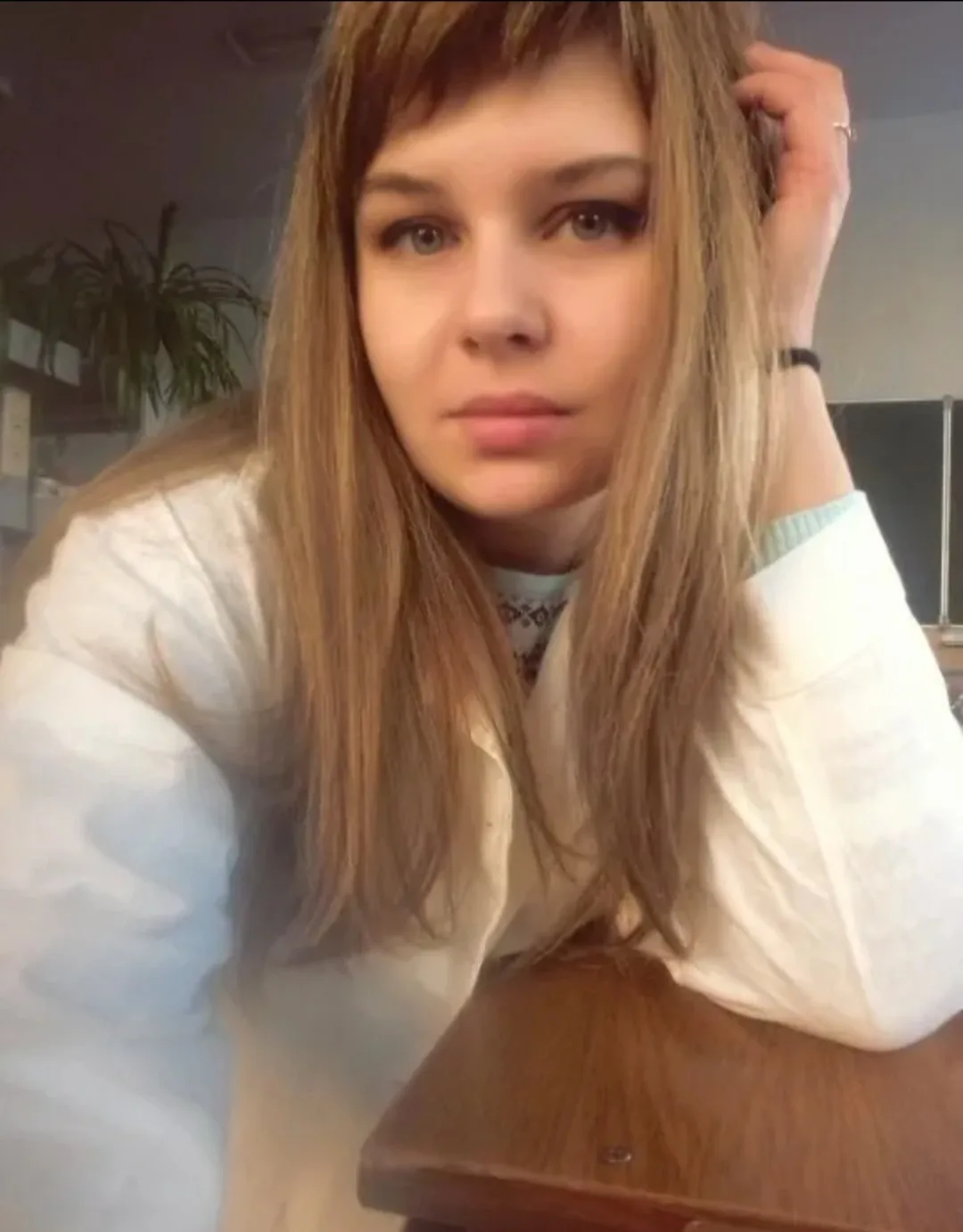 👧 Тата, 36 лет
📍 Хабаровск

📝 Ищу парня

Ищи меня в боте 👇
🍷 МОЖНАЛИЗА — твой бот знакомств