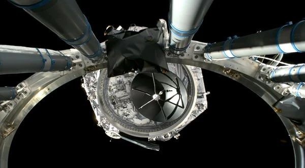 Как сообщает NASA, с запущенным вчера телескопом Nancy Grace Roman Space Telescope уста...