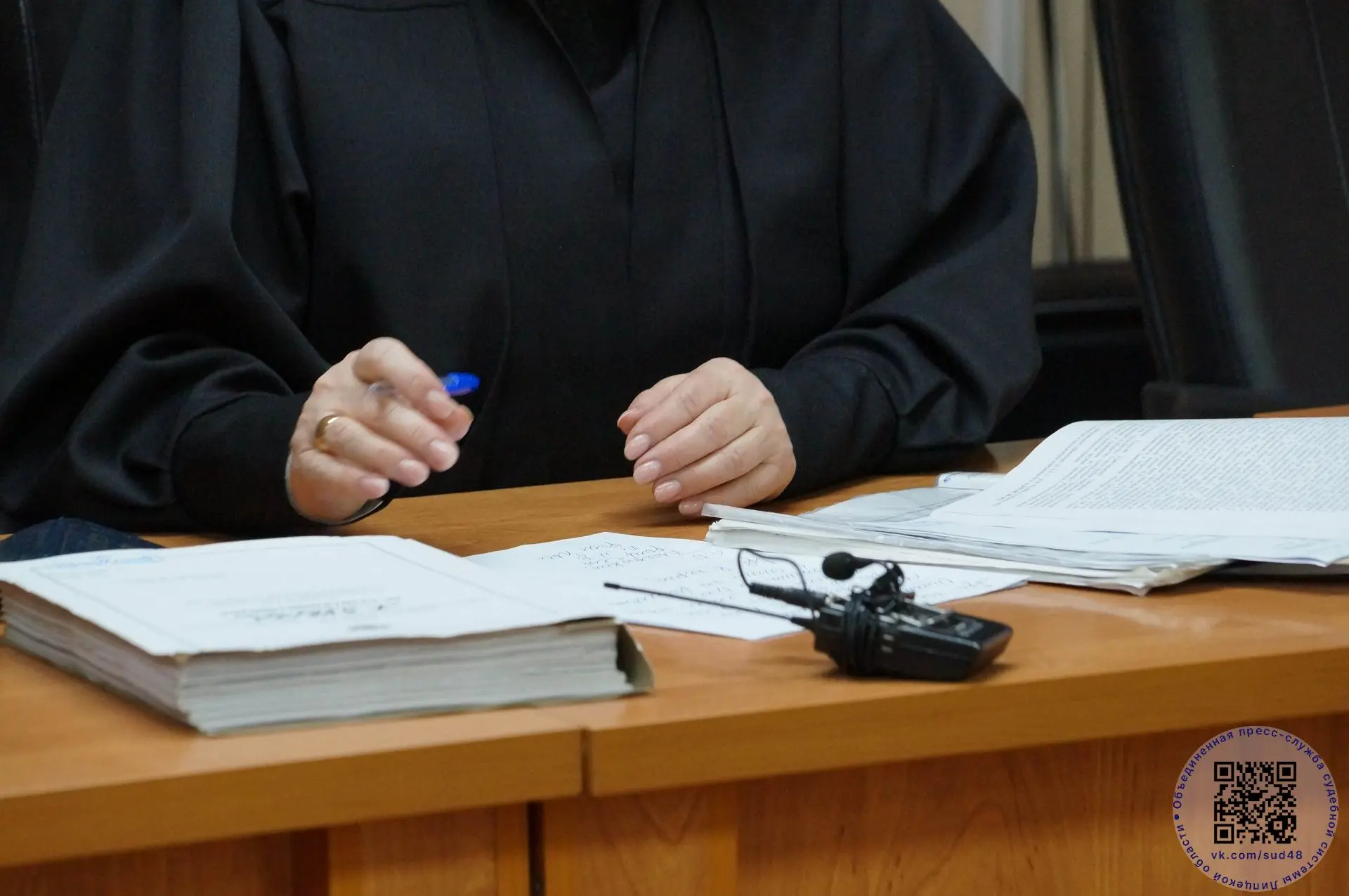 Суд рассмотрел административное дело о прекращении действия права на управление ТС в св...