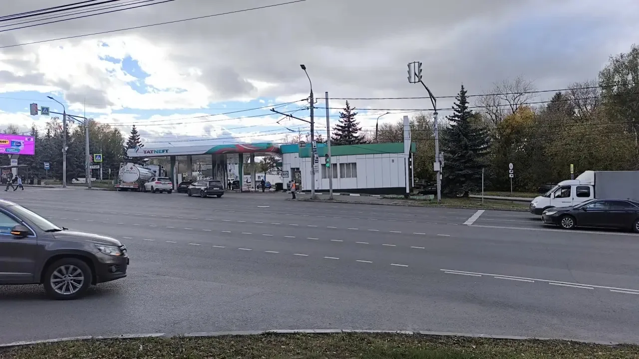 Татнефть на пр Гагарина сливается, 95 уже есть.