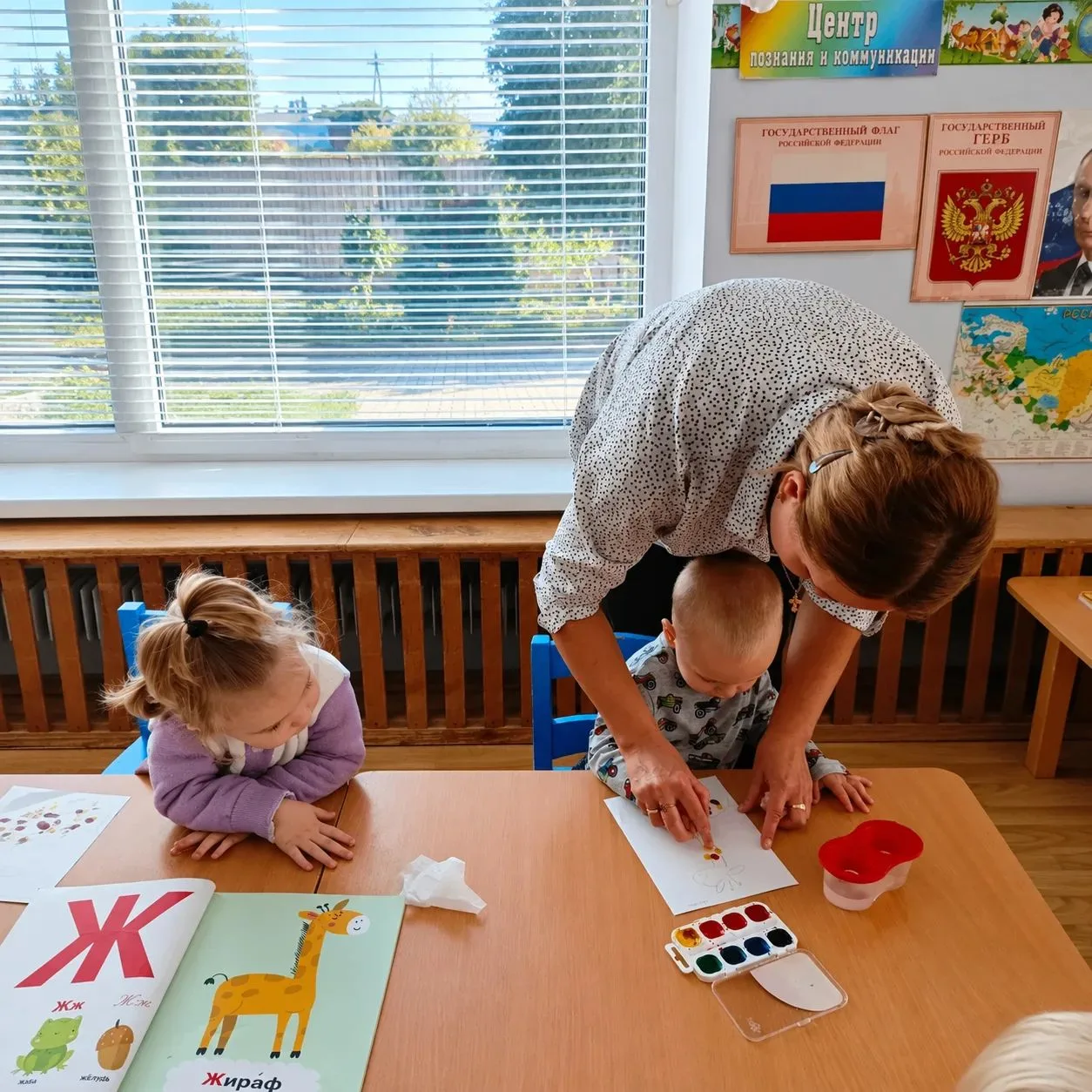 В первой младшей группе сегодня прошло очень увлекательное и полезное занятие по рисова...
