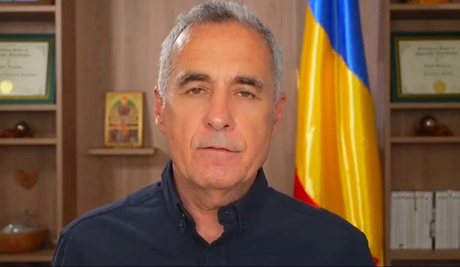 🇷🇴Кэлин Джорджеску вновь потребовал "вернуть" второй тур выборов.

Кэлин Джорджеску опубликовал ви