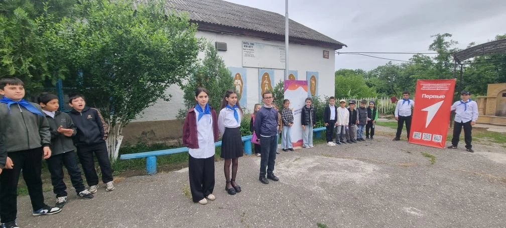 🚫 Дневники закрыты. Парты сдвинуты.
✅ Включаем режим «Каникулы» на полную.

Сегодня во всех школах 