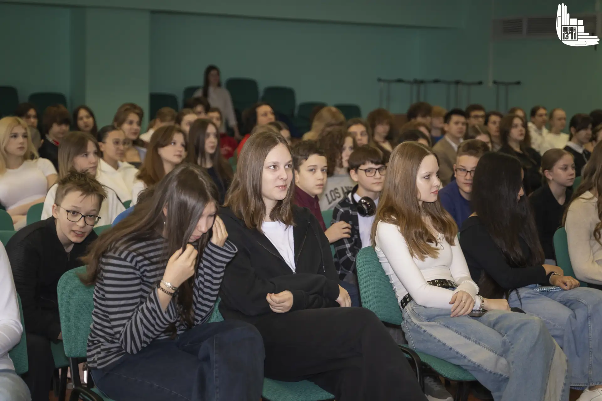 💰 🔐Финансовая грамотность и кибербезопасность: лекции от Сбера в нашей школе!  📊💳 В школе на Крылатс