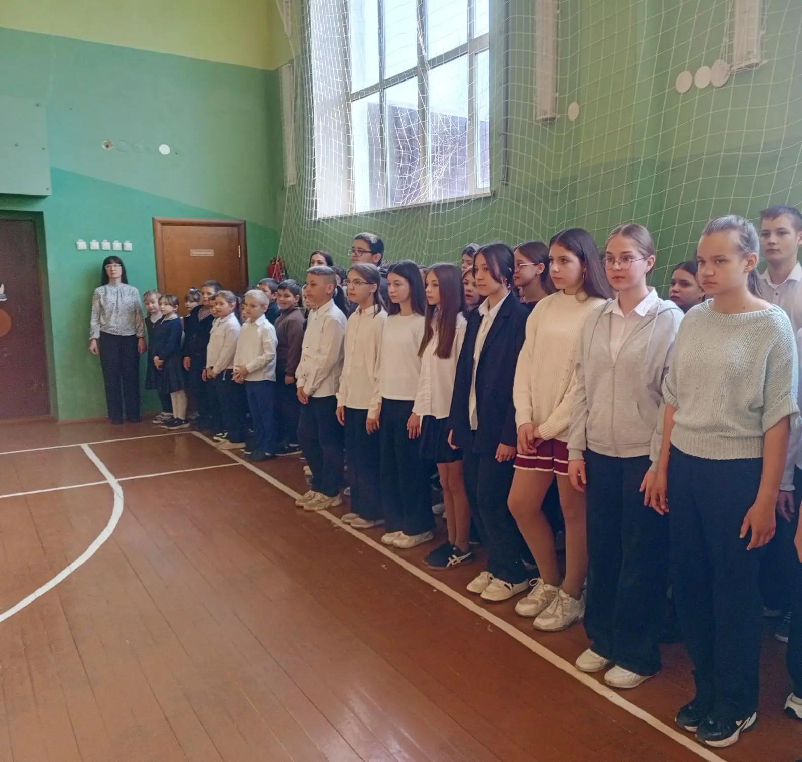 🇷🇺🇷🇺🇷🇺Сегодня, 6 апреля, после весенних каникул учебная неделя в  школе началась ...