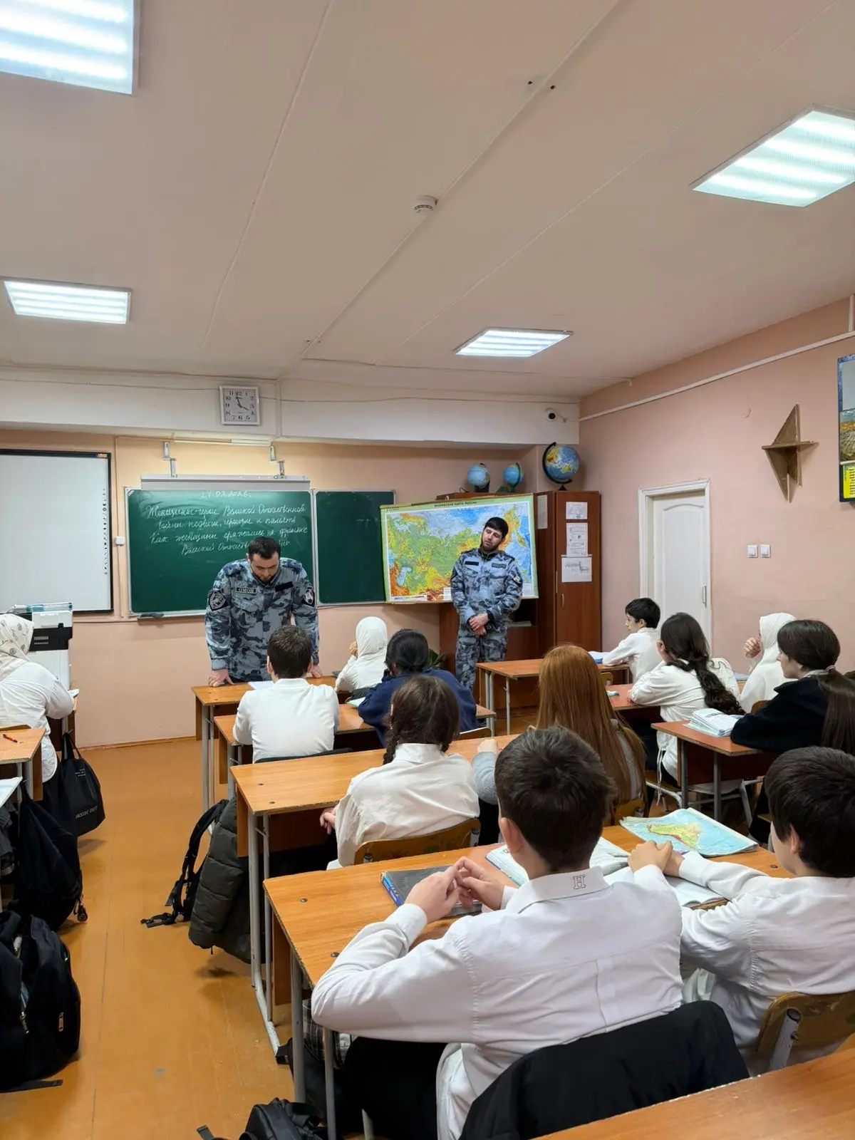 Сегодня, 27 февраля,  сотрудник ОМОН «Горец» Управления Росгвардии по республике Дагестан, майор пол