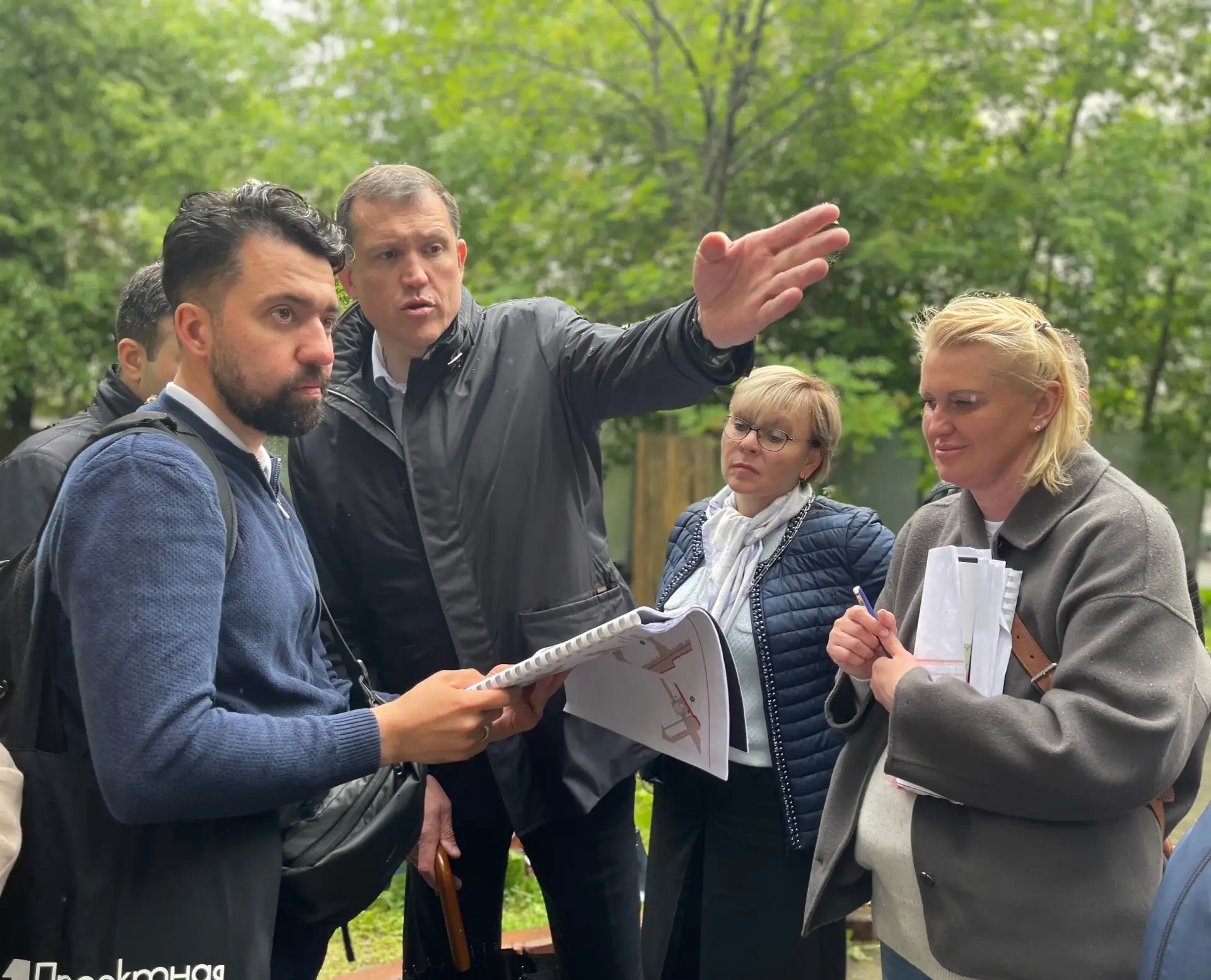 Темпов не снижать, над качеством работать!
 Владимир Говердовский провёл традиционный объезд террито