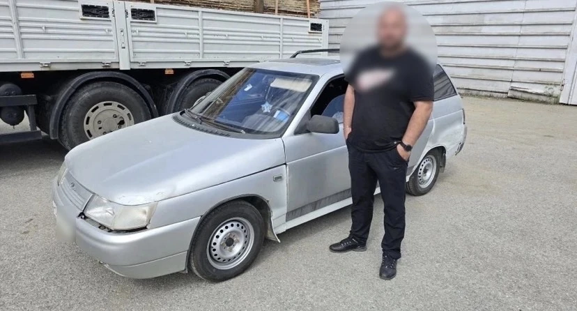 Свой автомобиль-на передовую: ветеран ИК-46 передала машину для бойцов СВО