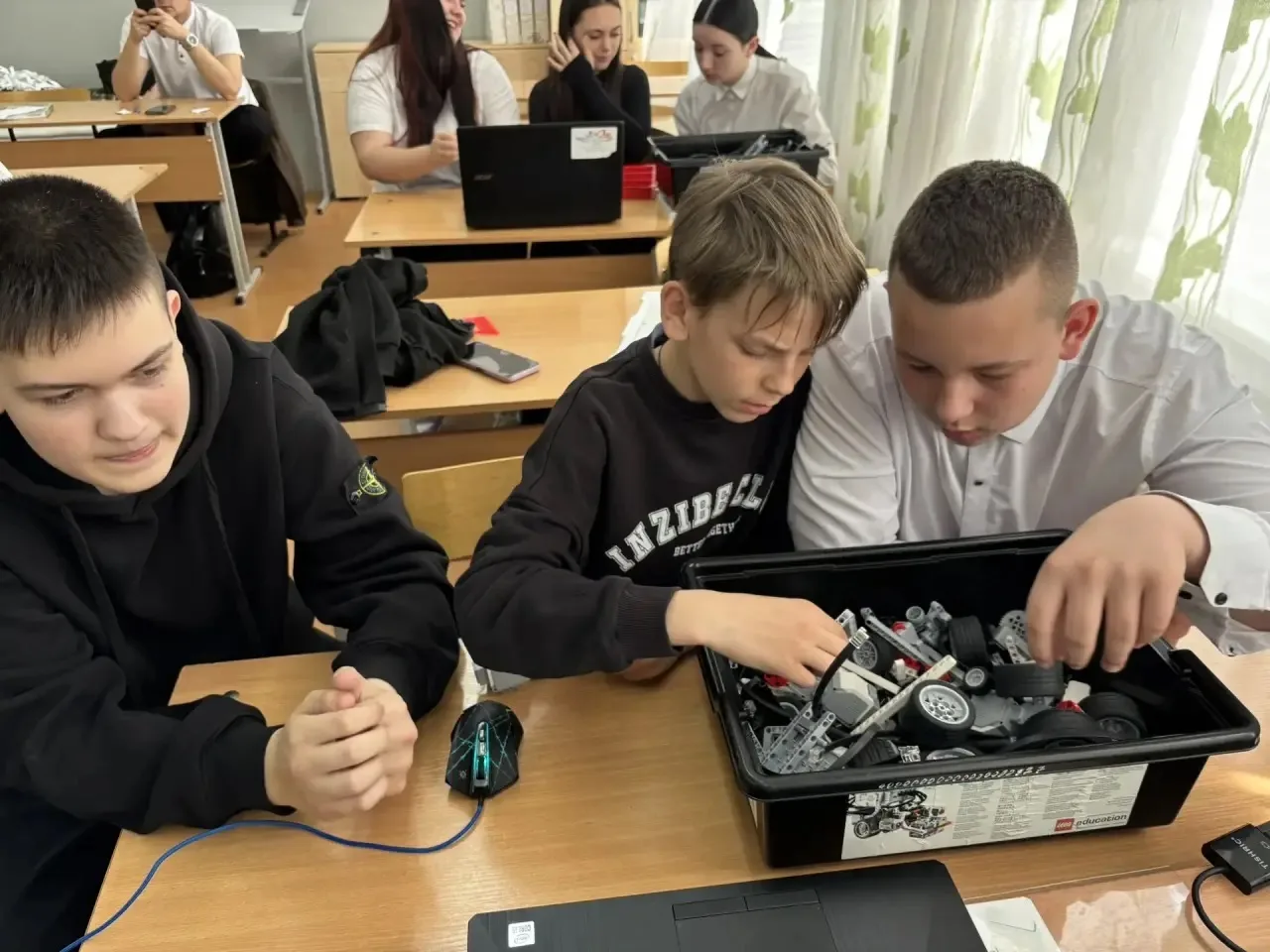 Мобильный технопарк добрался до Спасска-Дальнего   👉Сегодня ученики 5 «К» и 7 «Б» приняли участие в 