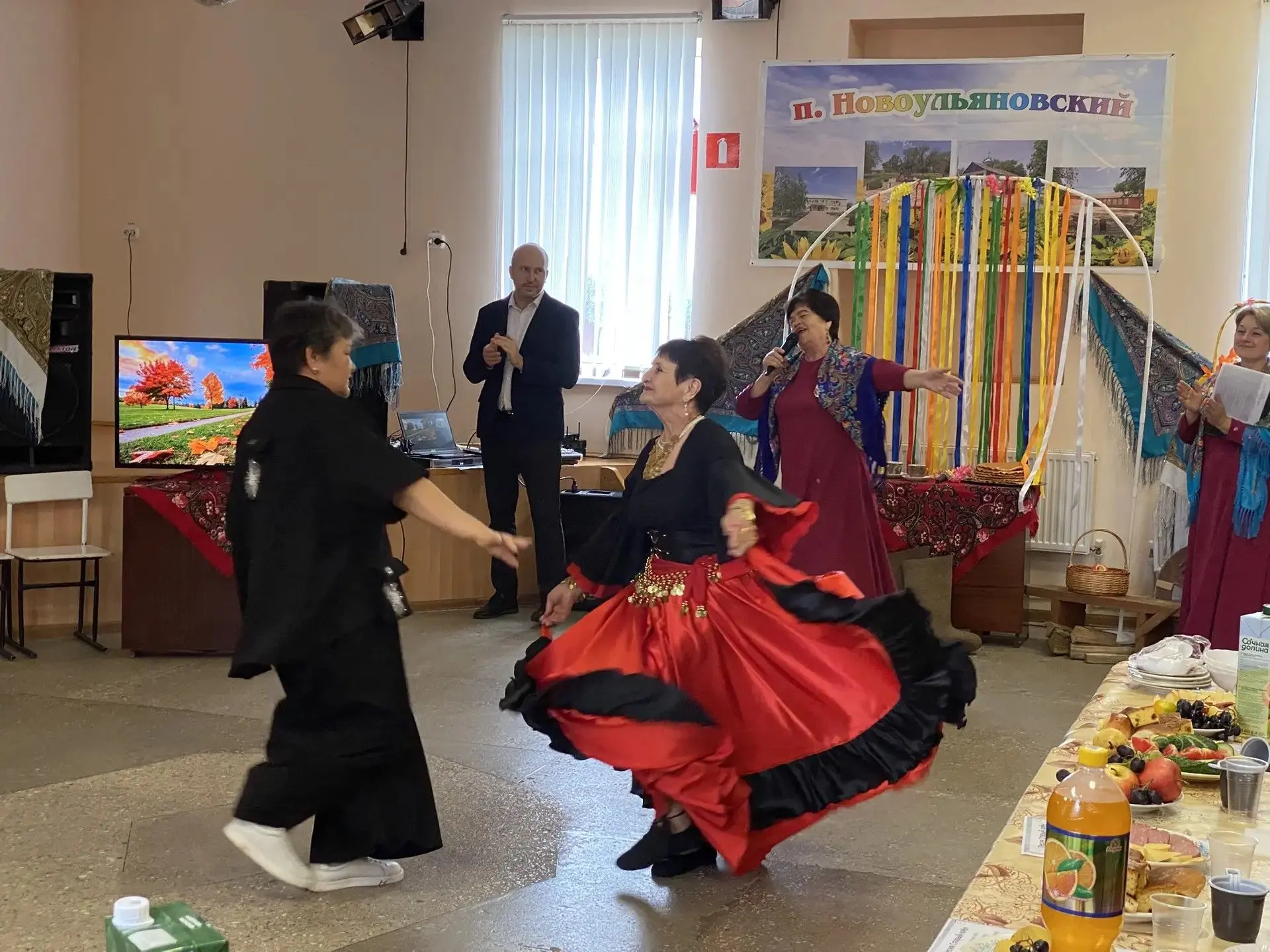 В Новоульяновском сельском Доме культуры состоялись посиделки «Команда молодости нашей»...
