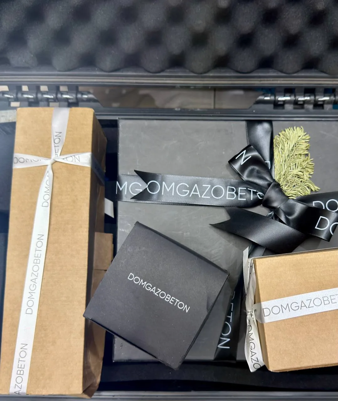 DOMGAZOBETON ❤️, спасибо за новогодние подарки. Да, июнь, да тепло, но! 🤣 передали только сегодня, 