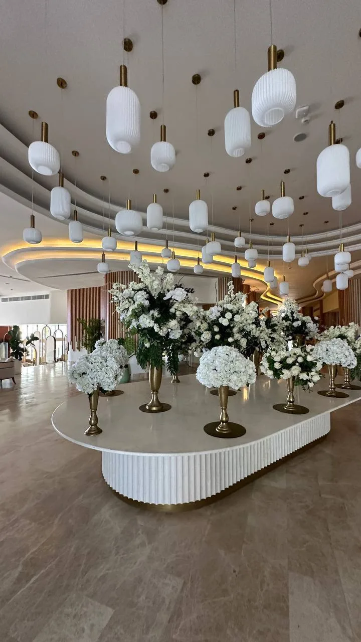 — Ух ты, вы отдыхаете в XO Cape Arnna Resort 5*?

— Да! И, честно говоря, этот отель выглядит намног