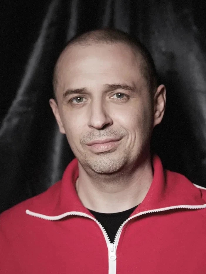 🎭 «Мастер игры» | проект покинул «темный» Олег Верещагин

У Анны Седоковой и у Натальи Бантеевой им