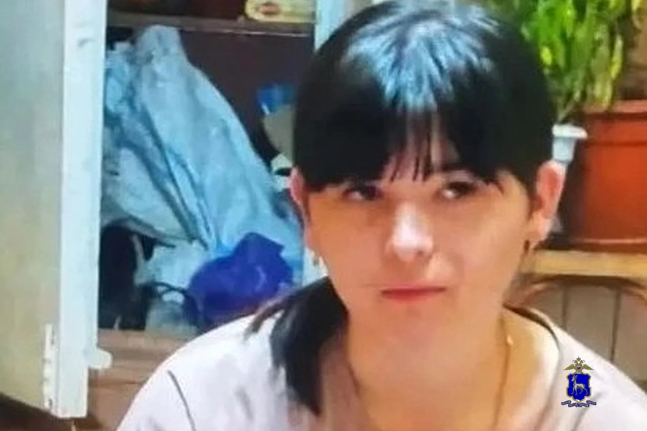 В Тольятти из дома в Центральном районе 27 июля 2026 года ушла 17-летняя девочка. К вечеру 28 июля о
