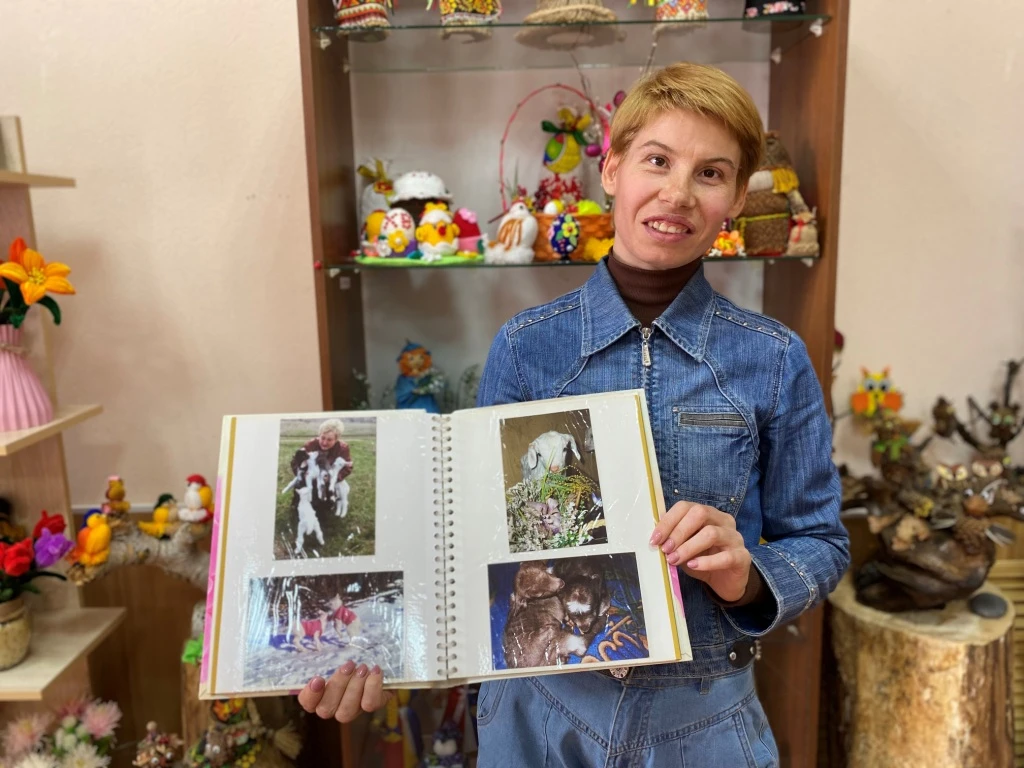 🎨 История, которая вдохновляет: творчество Анастасии Суровой  ✅ Ограничения по здоровью не помешали 