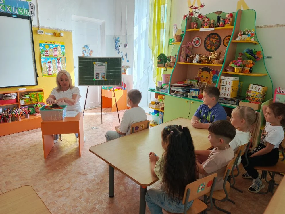 В честь дня рождения А. С. Пушкина 🎩🪄дети подготовительной группы 💎💎💎приняли участие в увлекате