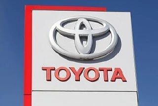 🚗 Российский дилер подал в суд на Toyota