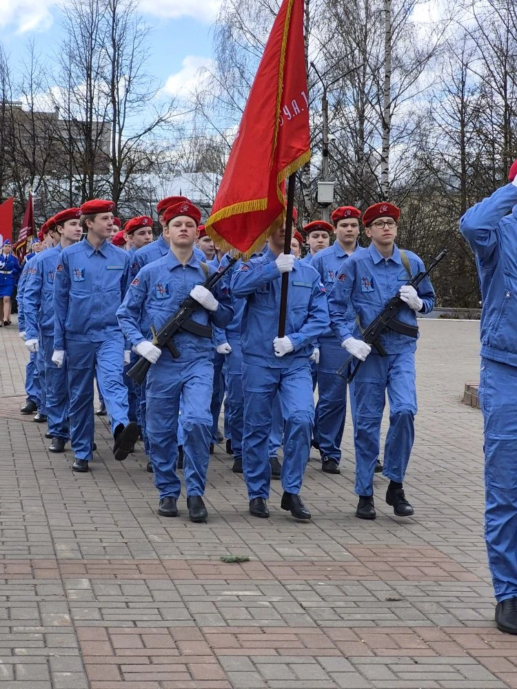 В парке Победы состоялся городской митинг памяти знаменосца Григория Булатова. В мероприятии приняли
