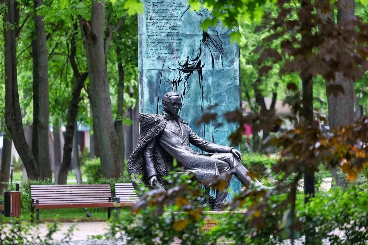Сегодня — Всемирный день безопасности пациентов. В поликлиниках округа можно пройти дис...