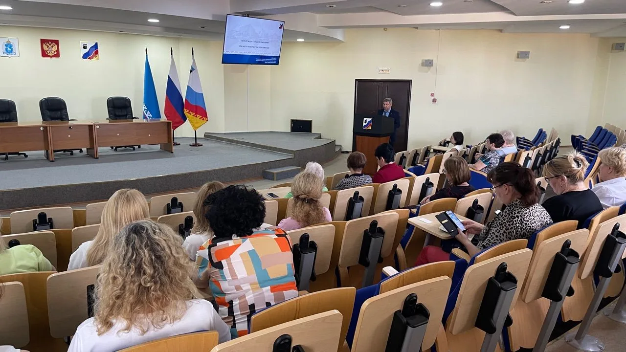 ⚠️ В Администрации города Губкинского прошло обучение по цифровой трансформации.

✅ В рамках програм