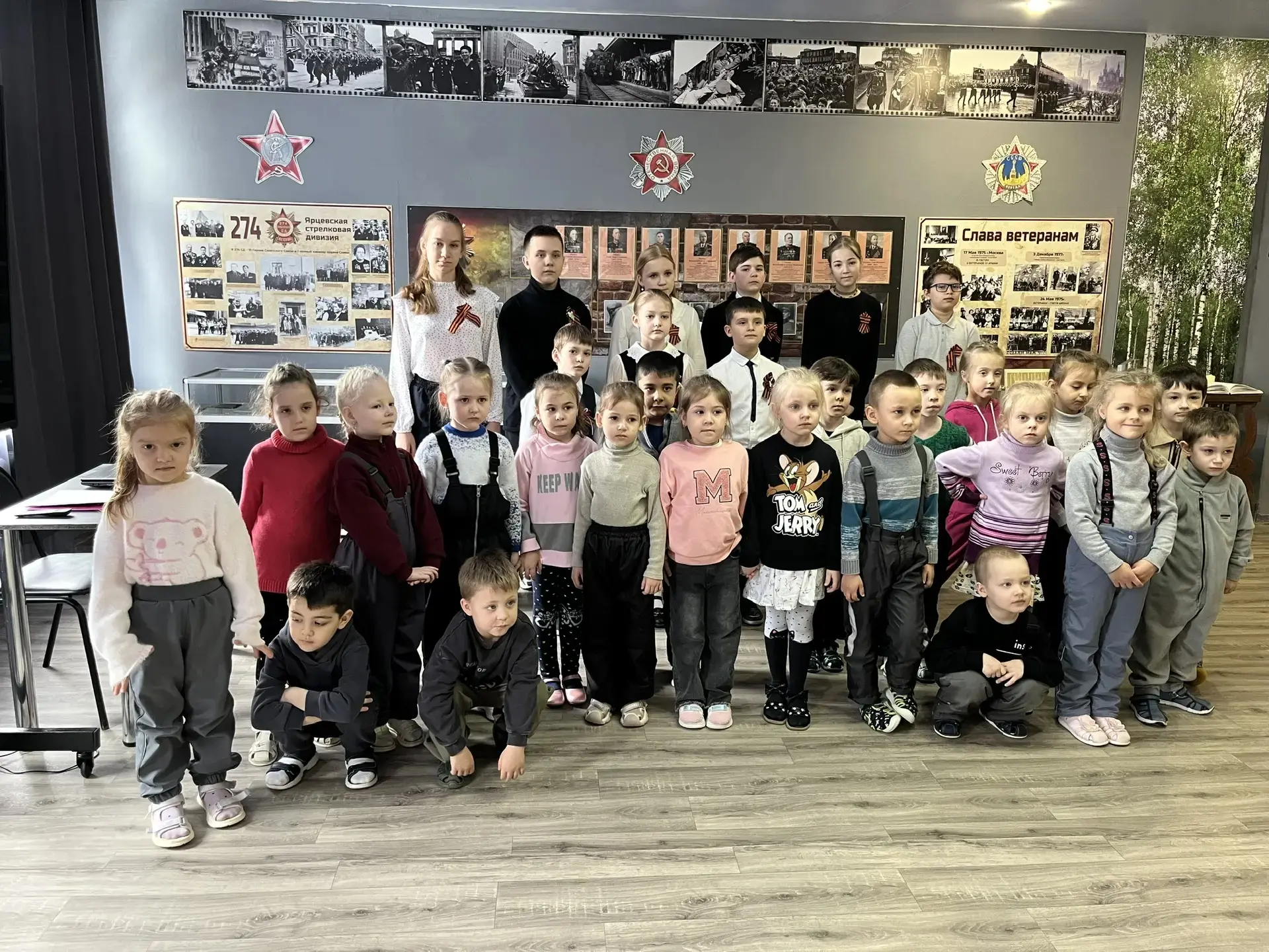 👩‍🎓ДЕТИ ДЕТЯМ  "Никто не забыт"🇷🇺  В музее Боевой Славы 31 Армии нашей #гимназии21 для юных гостей п
