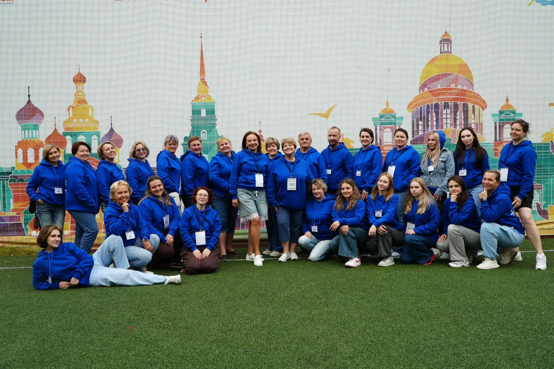 🌟 В детском оздоровительном комплексе «Дружных» продолжается третья смена «МОСТ — Мир. Одна семья. 