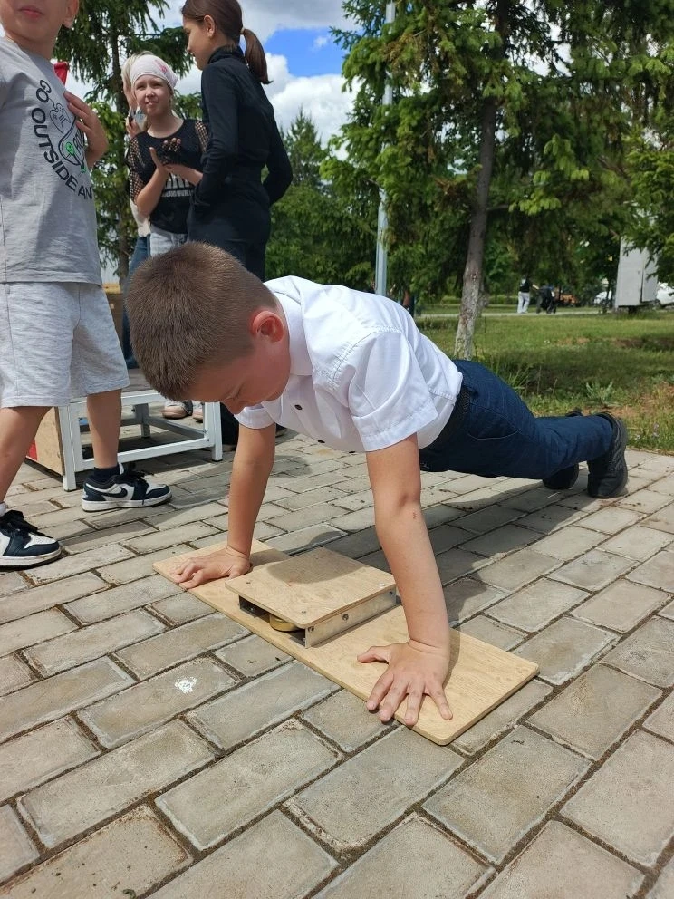 Мобильная площадка ГТО работала в парке в День защиты детей 🌟