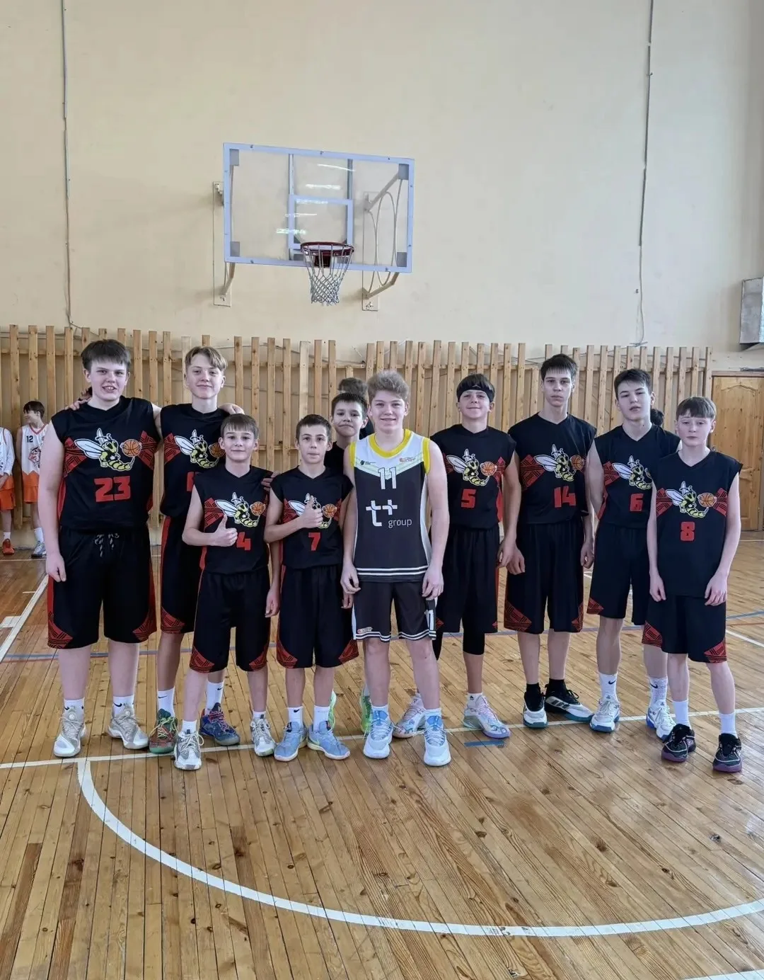 ✅🏀💪В Новокузнецке проходит первый круг игр Первенства города по баскетболу среди юнош...