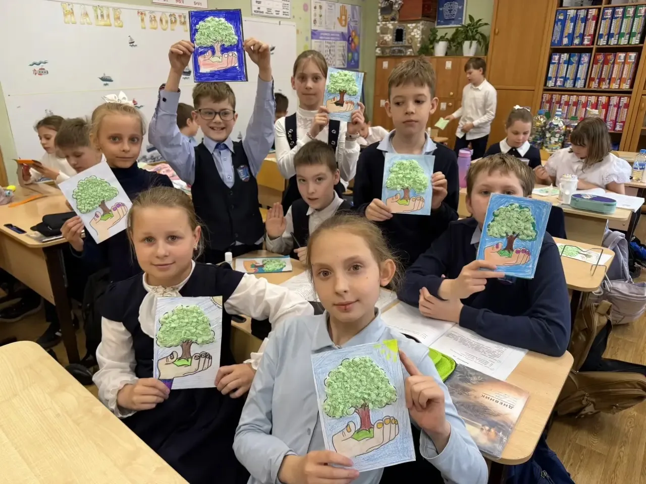🌳С Днем Земли! Она – наш дом. Пусть уютно будет в нем. Сбережем моря, леса, Солнце, птичьи голоса, Ч