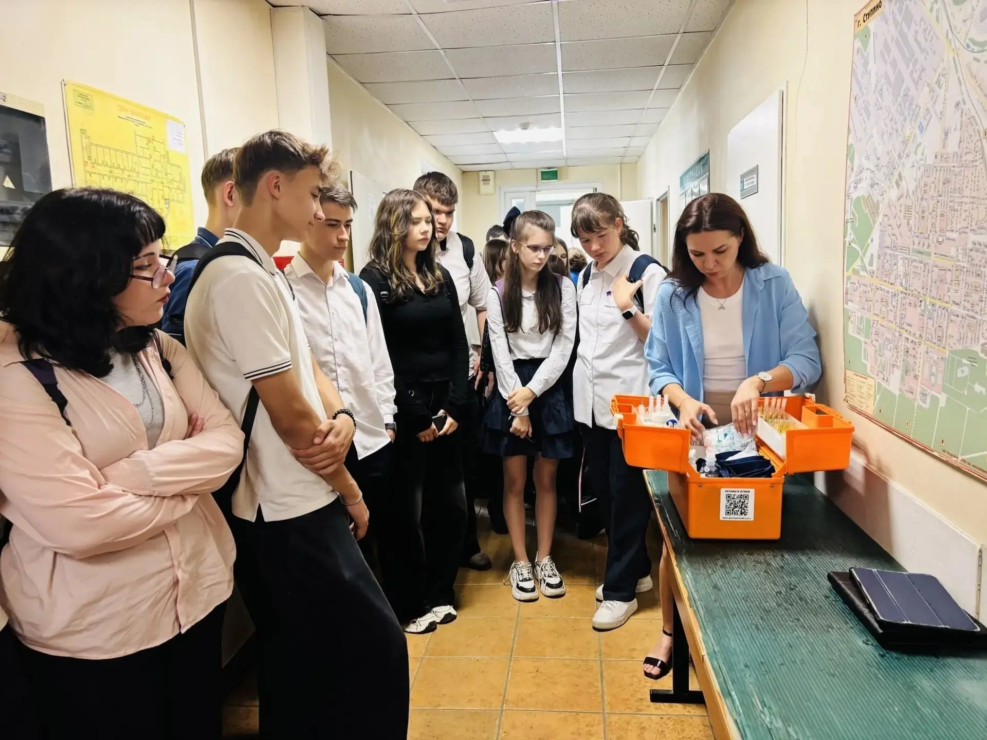 🏫 Выездной урок профессии: как экскурсия на скорую помощь помогает школьникам выбрать будущее  Специ