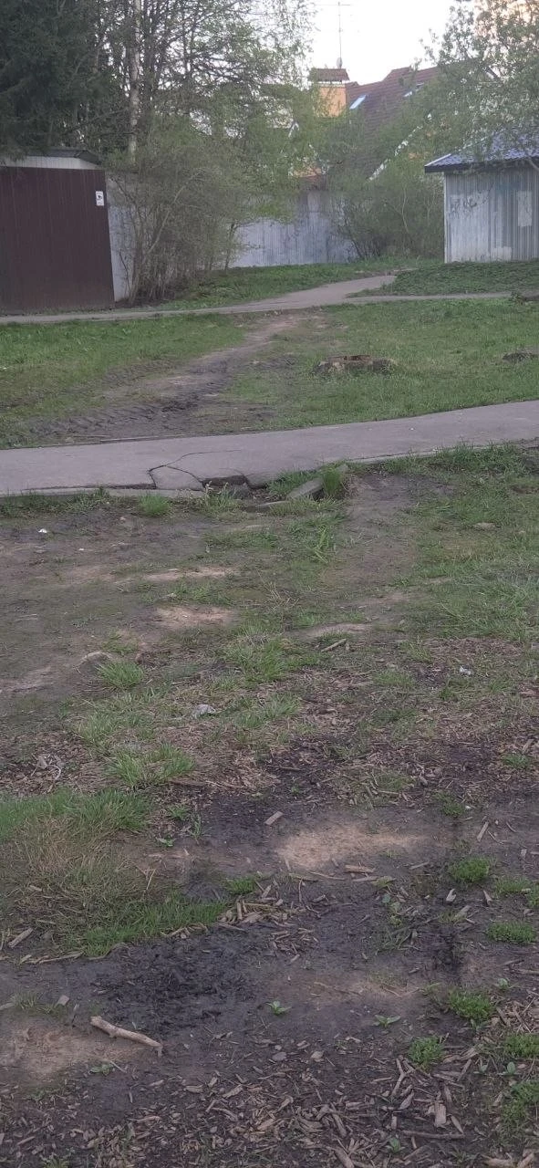 Рп Андреевка парк около 21,22,27. Прошло 10 дней на каких изменений. В том году обещали сделать капи