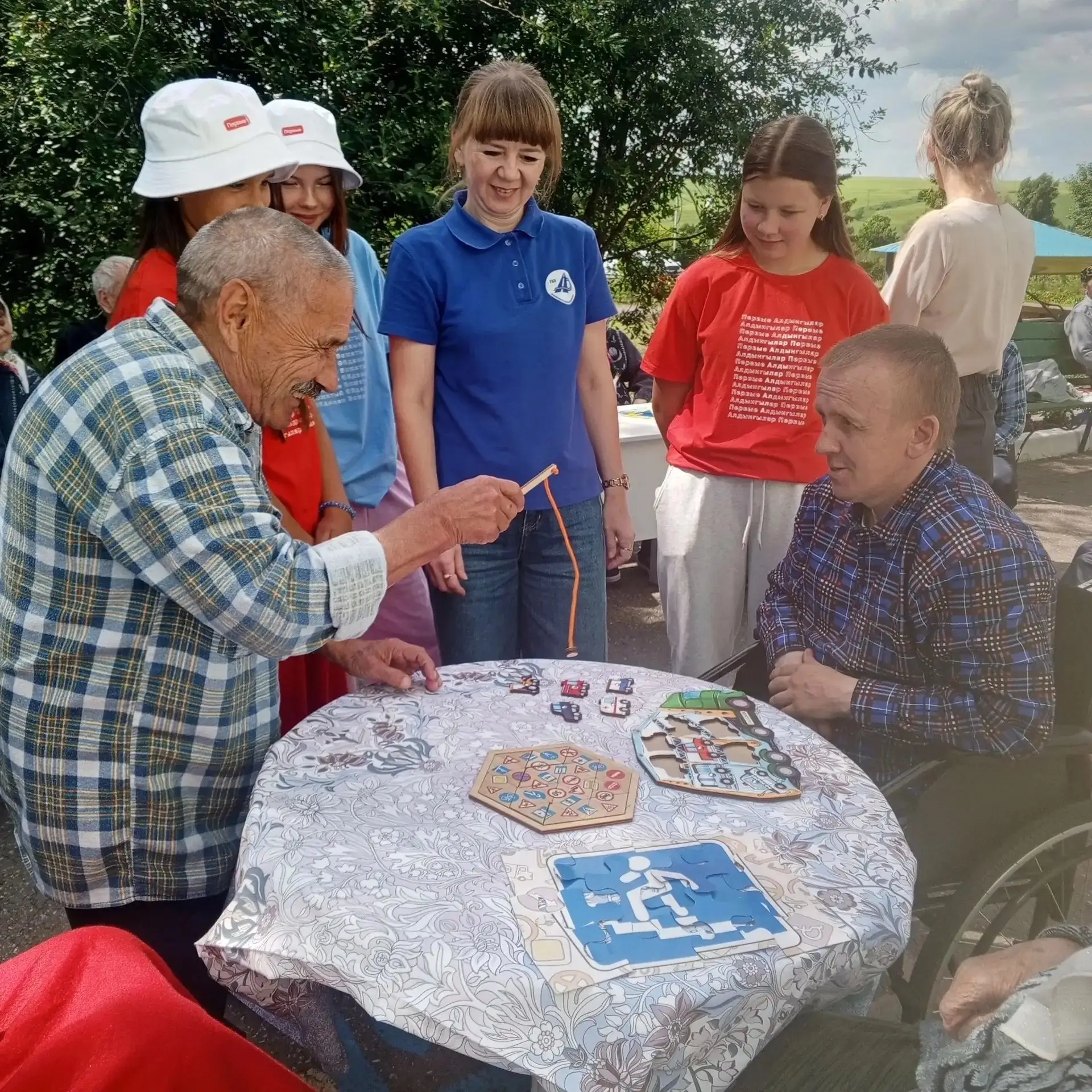 #АктивноеДолголетие

✅В нашем доме-интернате прошло мероприятие, посвященное безопасности дорожного 