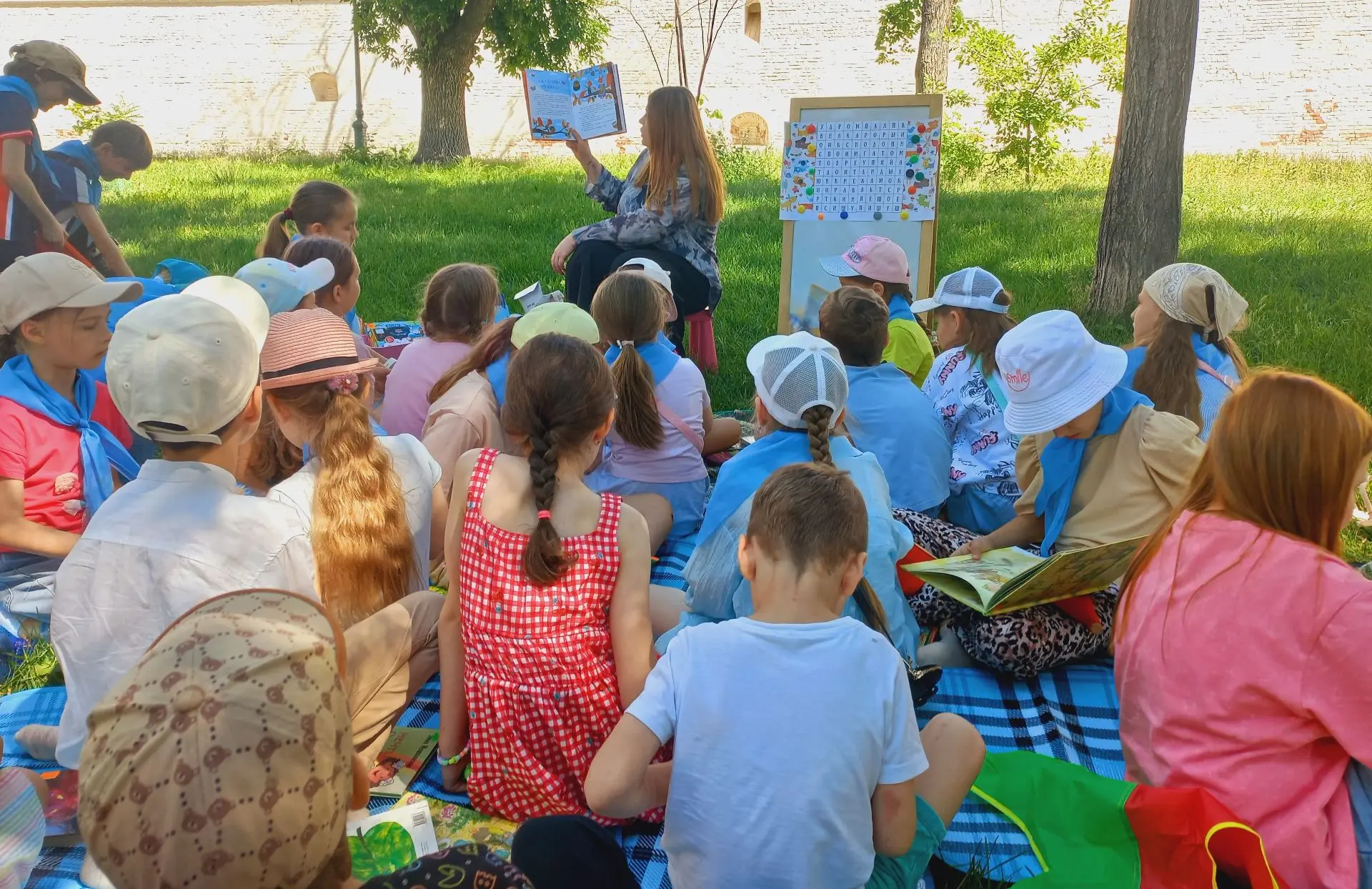 «Как бельчонок всех спас!» — волшебство книжного пикника

Сегодня на книжном пикнике ожила удивитель