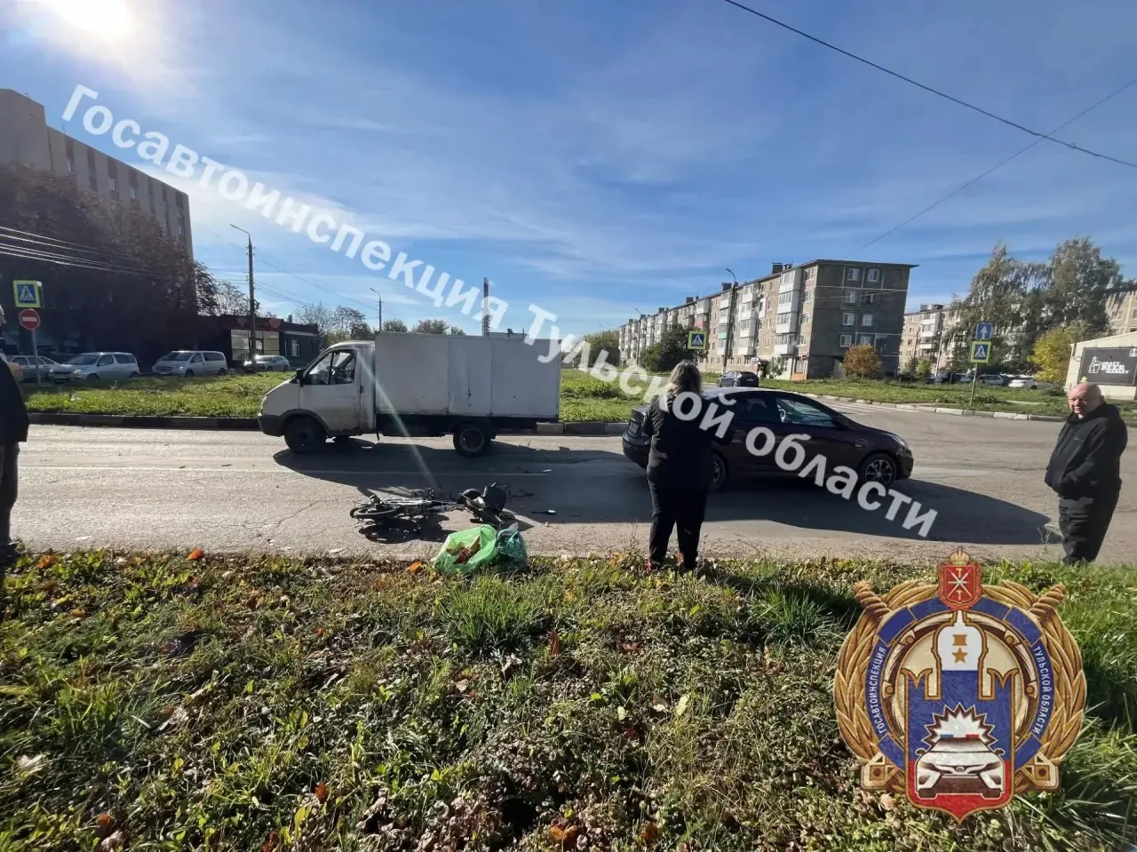 ⚡️В Новомосковске автоледи сбила пенсионера на электровелосипеде