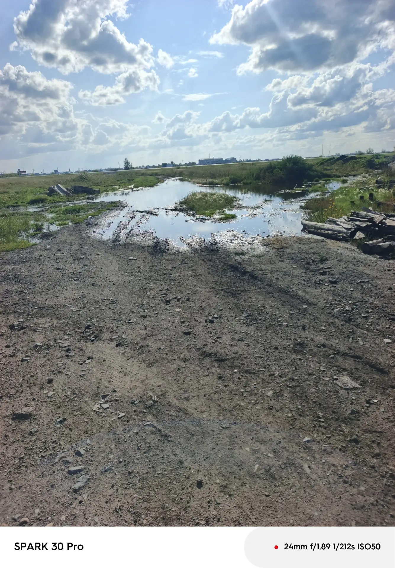 Здравствуйте уважаемая администрация и водоканал большая просьба починить колонку. Поче...