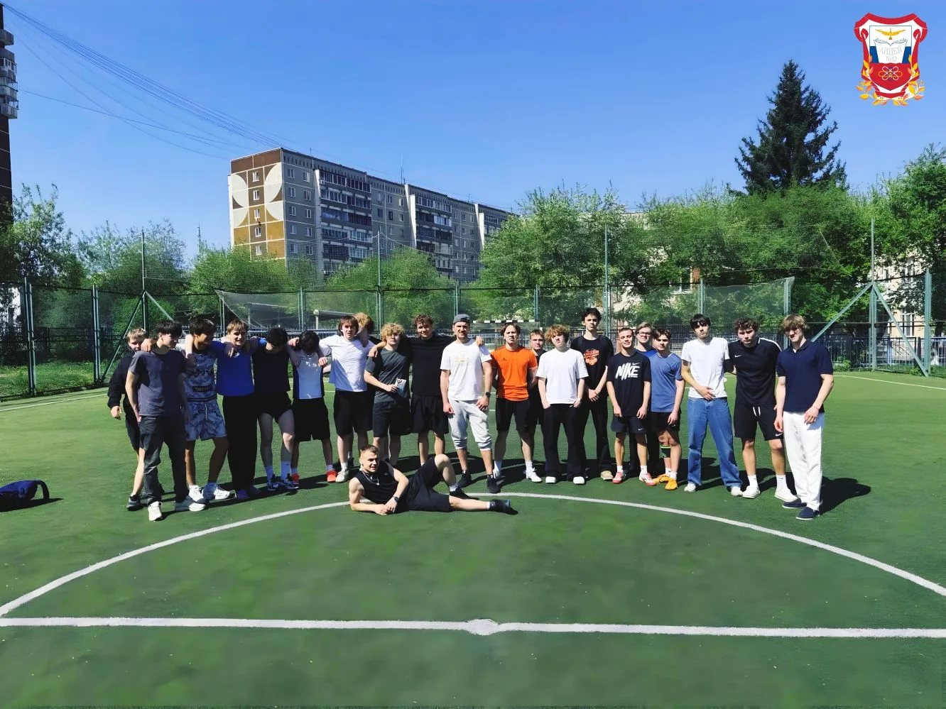 🏆 Турнир по футболу среди 10–11 классов!