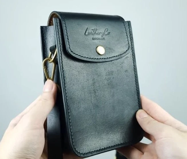 Сумочка под телефон от LeatheryCo                                                      ...