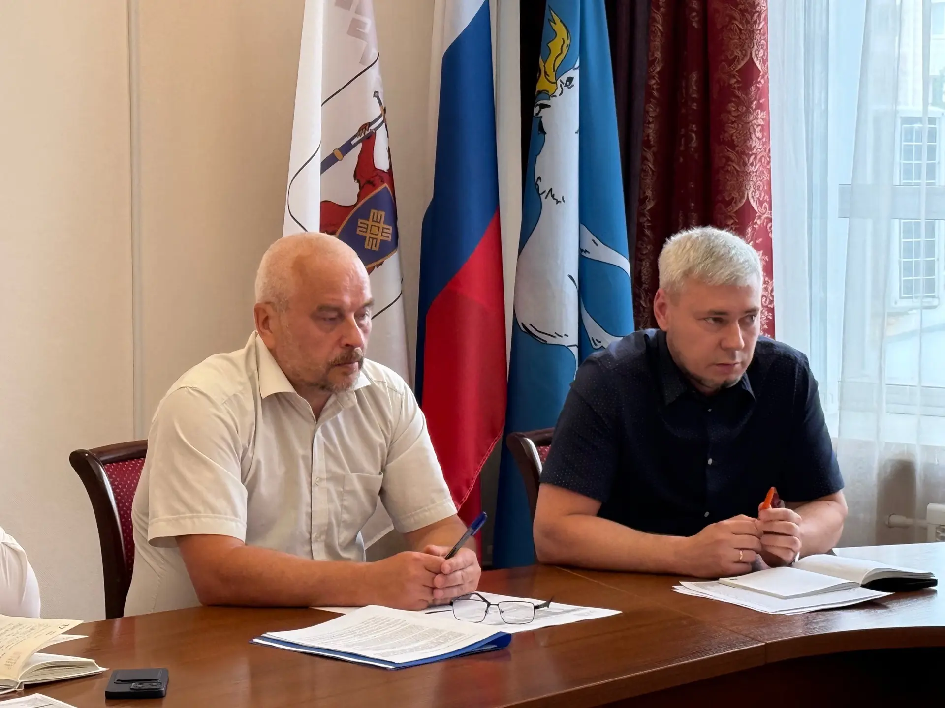 В администрации города Йошкар-Олы обсудили вопросы подготовки многоквартирных домов к н...