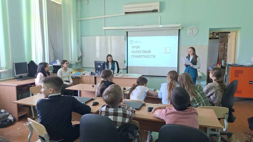 Недавно в школе прошел увлекательный и познавательный урок налоговой грамотности для пя...