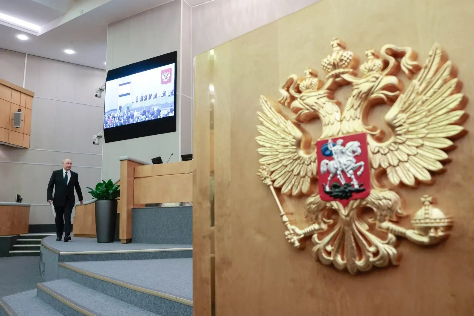 Завершилось первое пленарное заседание Государственной Думы РФ IX созыва. По итогам про...