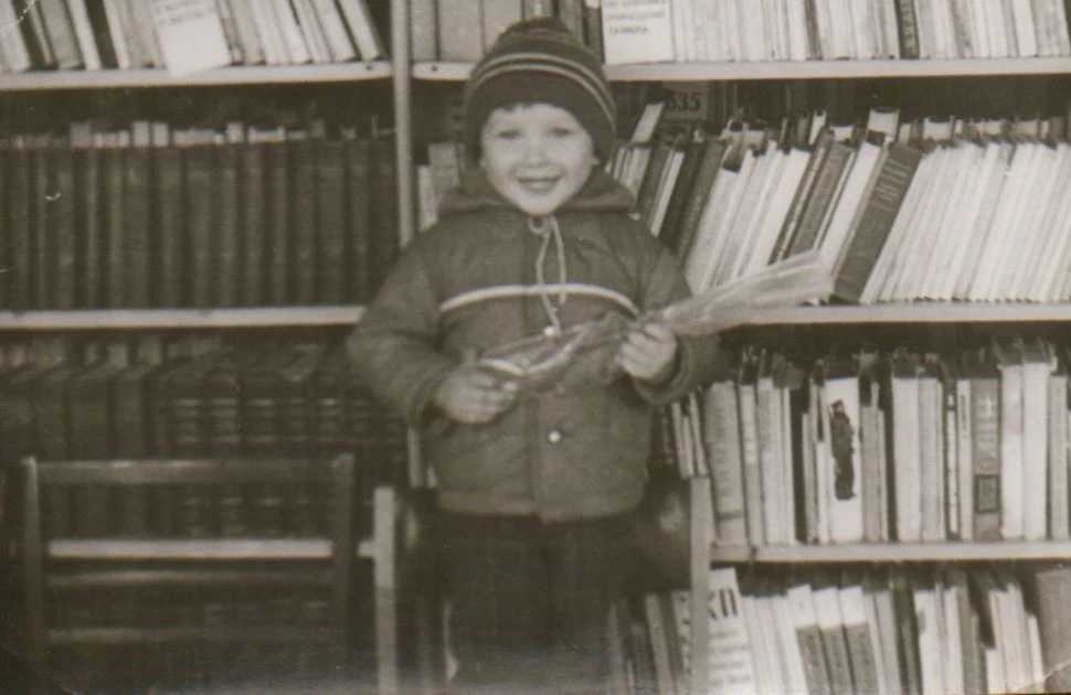 Конечно же, за каждой библиотекой стоит человек 🤝  В библиотеках Новосибирской области работает боле