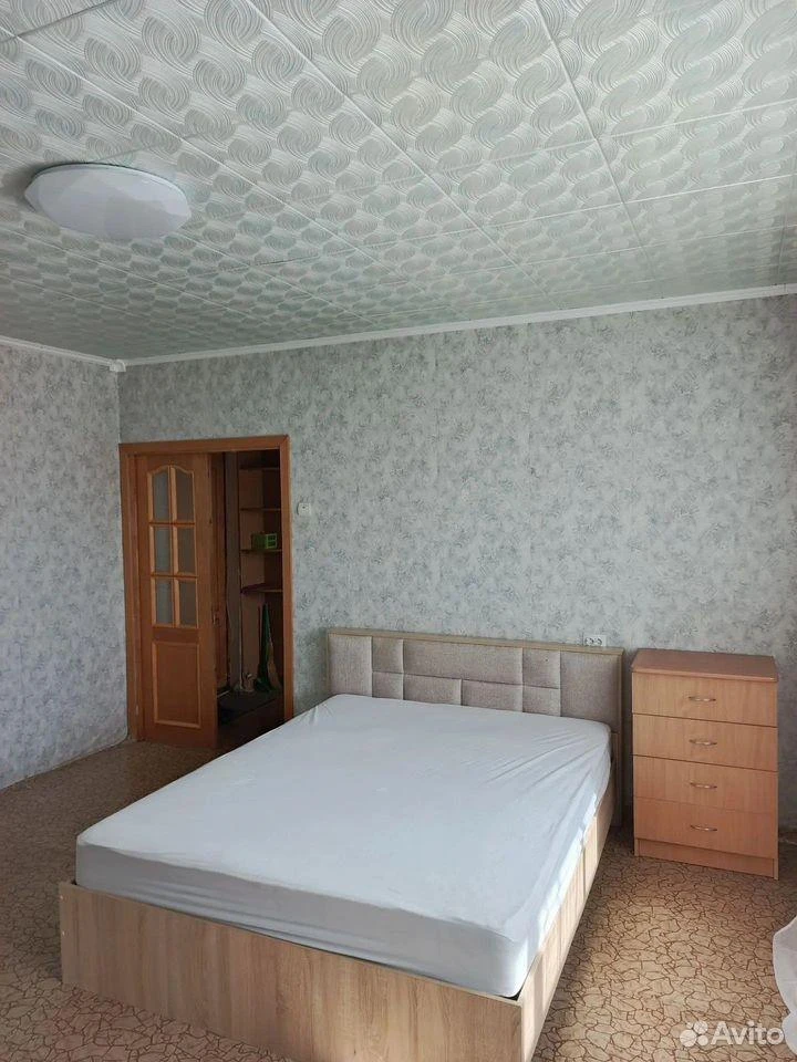 Сдам без посредников: 2-комнатная квартира, 58.3м²
