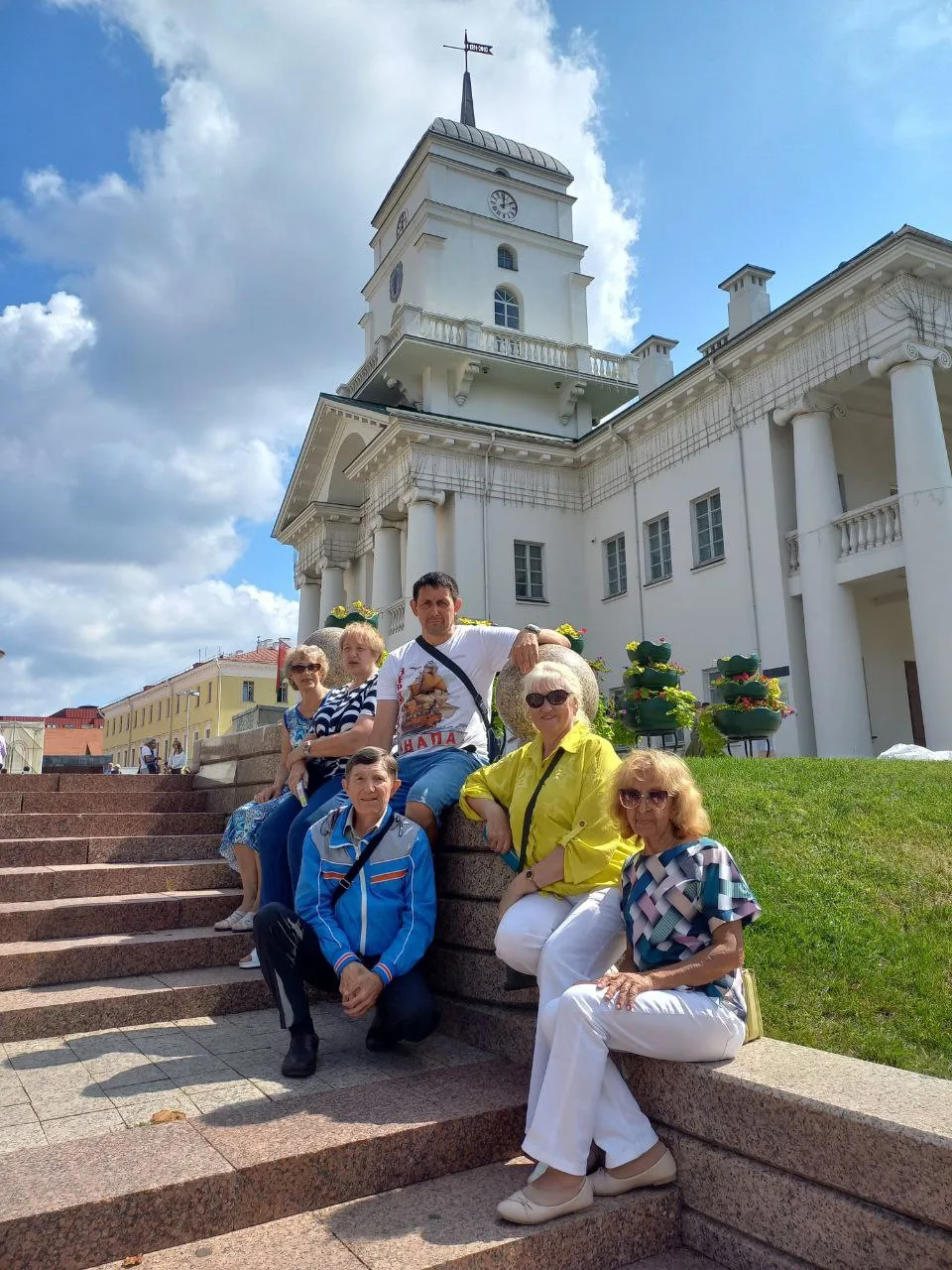 🇧🇾 Летняя Беларусь 
🇧🇾 Автобусный тур 
🇧🇾 23 — 30 июня 

Почему Беларусь? Потому что:
– въезд 