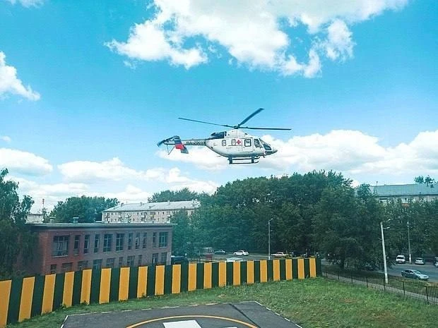 Санавиация доставила в Киров мужчину с травмой позвоночника