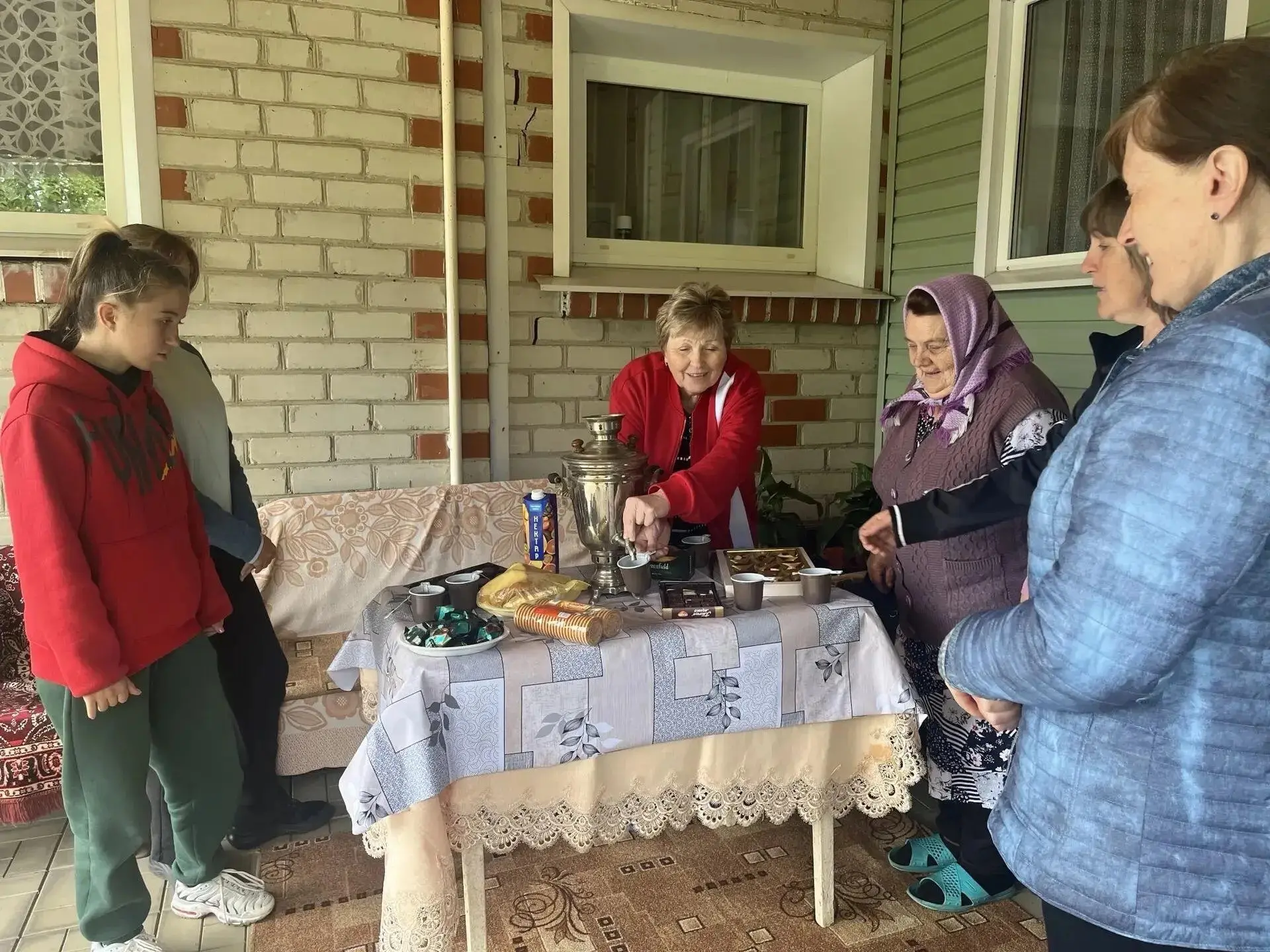 ✨В рамках акции «Международный день соседей» культработники Дмитриевского СК  подготовили и провели 