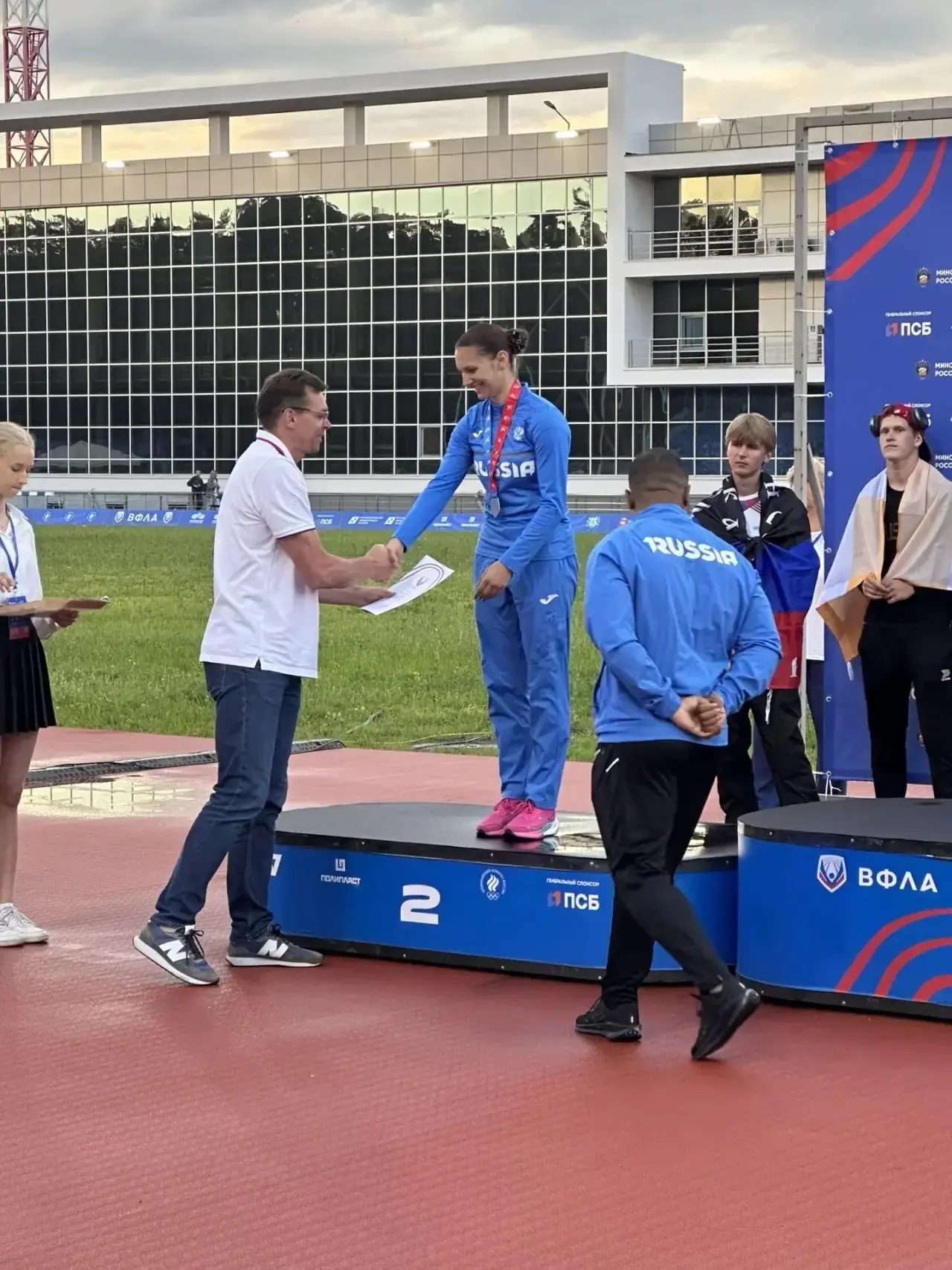 ✨Анжелика Вересова — снова с новым рекордом!

В утренней программе первого дня первенства России U18