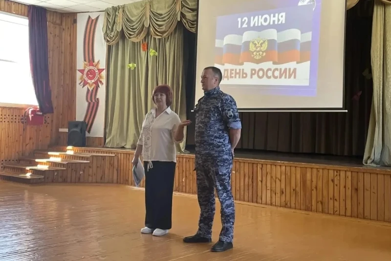 Росгвардейцы Бурятии провели серию мероприятий ко Дню России

🇷🇺В преддверии главного государствен