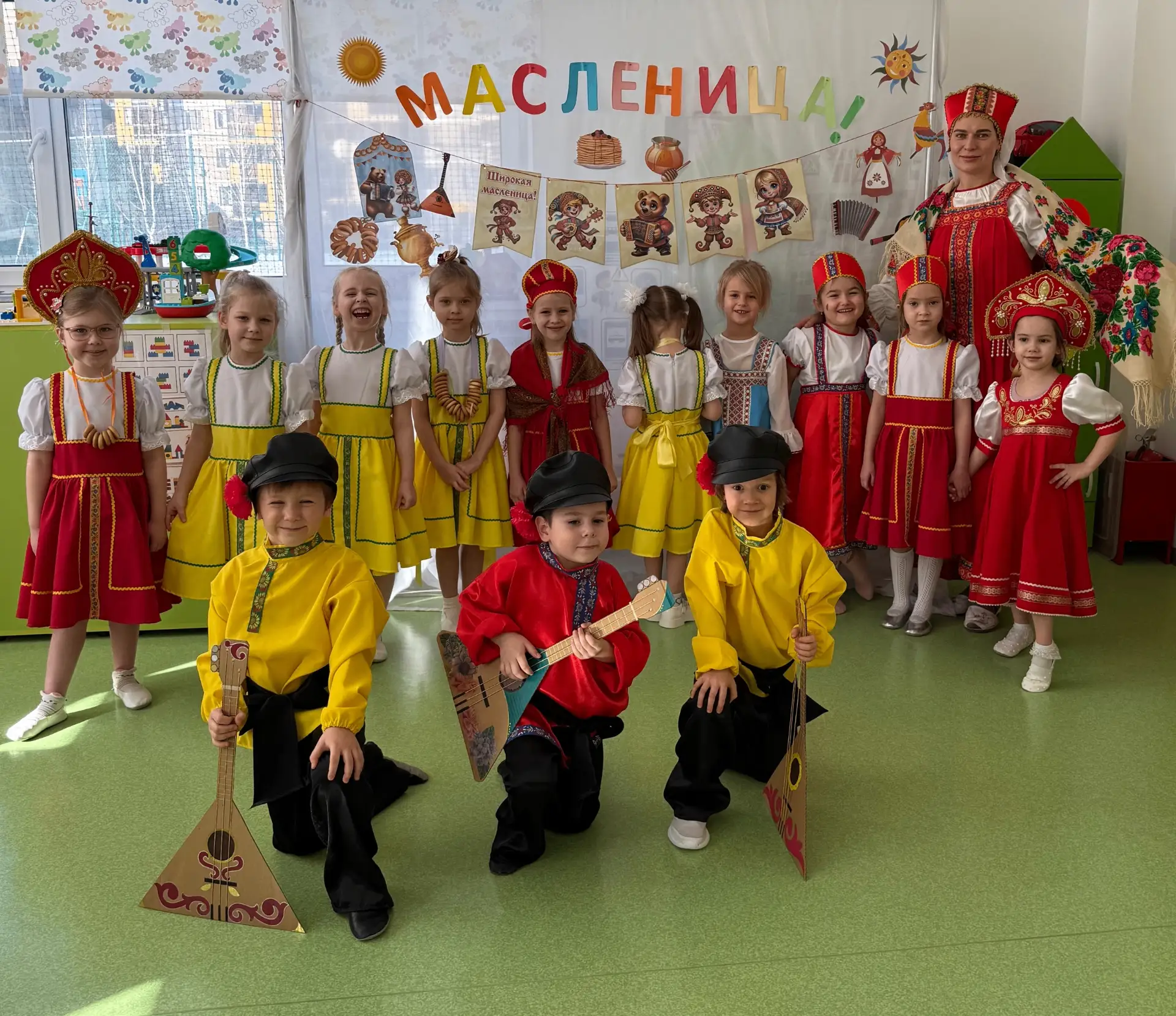 ☀ Весёлая Масленица!  🥞 Праздничные мероприятия в образовательном комплексе и детском саду подарили 