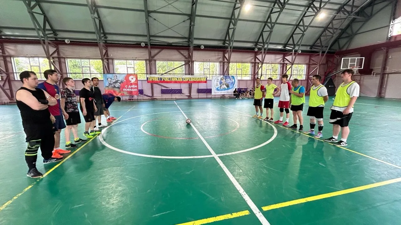 🇷🇺 Дню России посвящается: турнир по мини-футболу прошел в Угре

⚽ ФОК "Олимп"
 вновь распахнул св