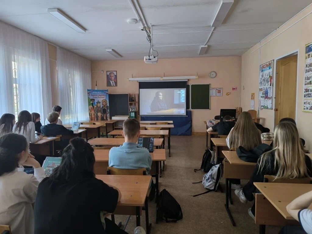 В рамках воспитательной, культурно-просветительской и внеурочной деятельности, с целью противодейств